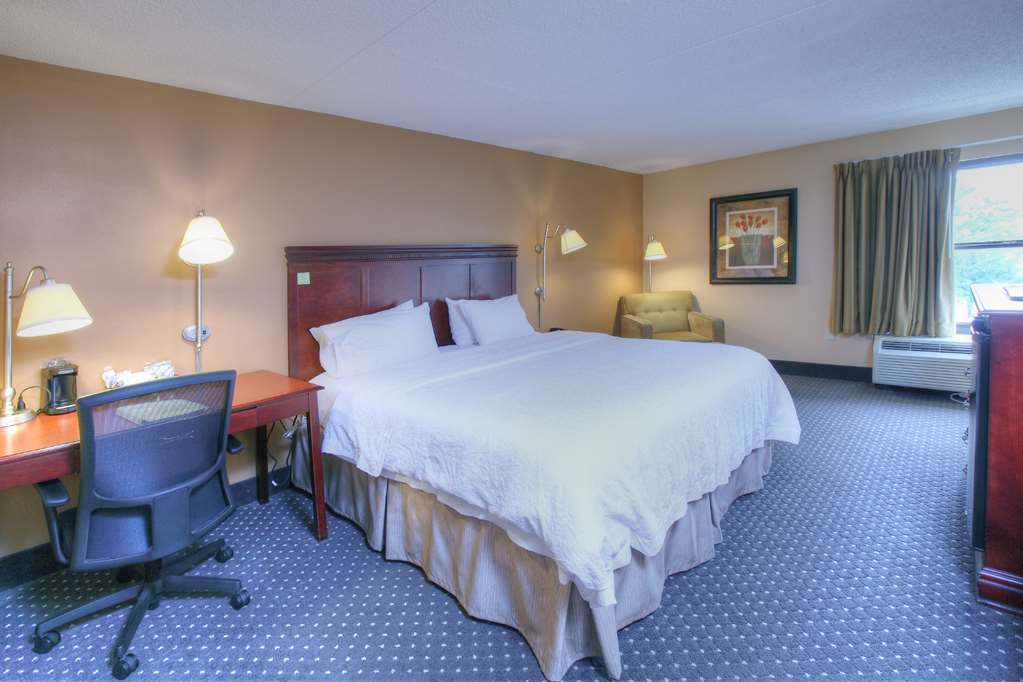 Hampton Inn And Suites Bakersfield / Highway 58 Rum bild